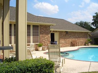 16201 Tahoe Dr, Jersey Village, TX 77040