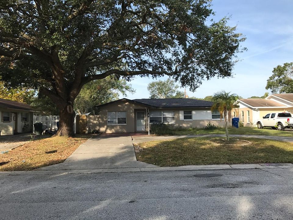 1st image of 322 Lake Palms Dr