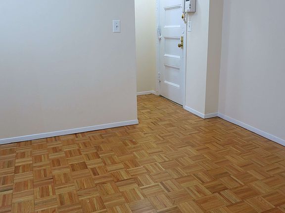 5th image of 542 E 79th St APT 6G