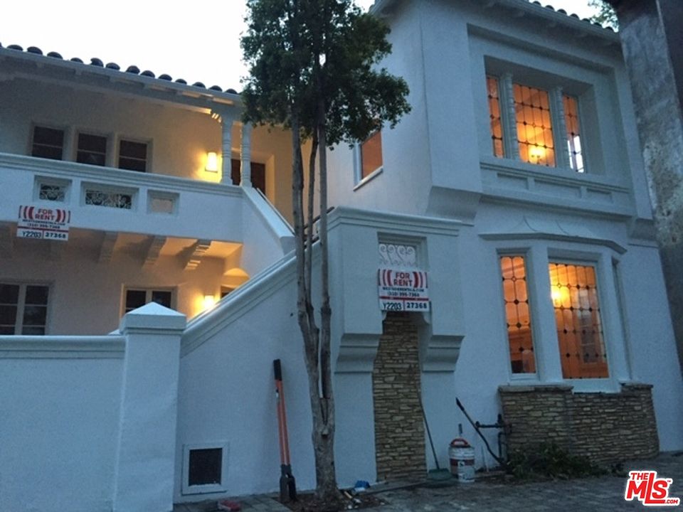 2nd image of 1135 S La Peer Dr