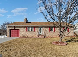 62 Lion Dr, Hanover, PA