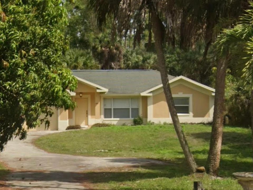 1st image of 580 5th St SW