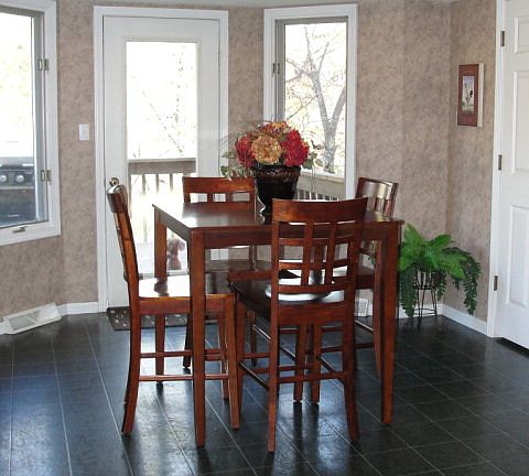 4th image of 801 Maywood Dr