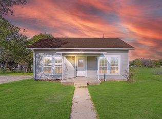 712 SW 16th St, Mineral Wells, TX 76067