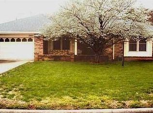 3303 S Roanoke Ave, Springfield, MO 65807