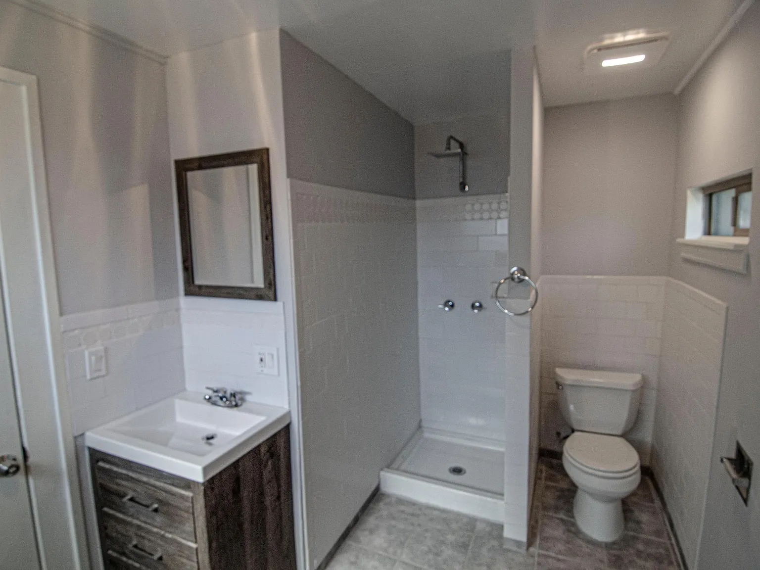 409 Cleveland Ave — Photo 2
