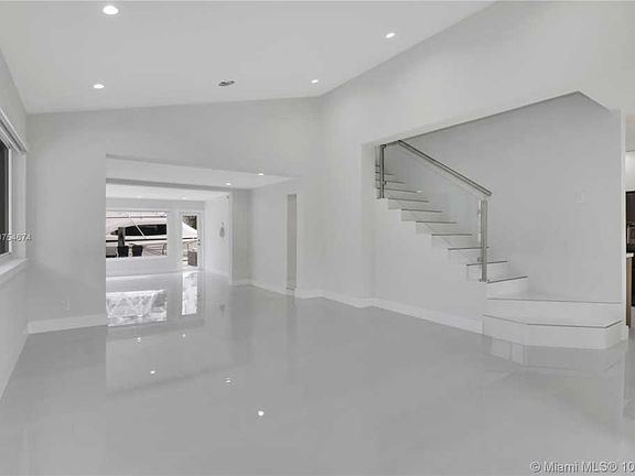 5th image of 1920 NW 13th St #0