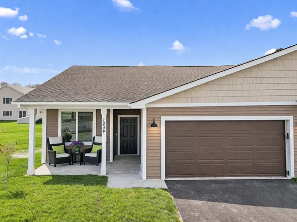 1334 Rose St, New Richmond, WI 54017