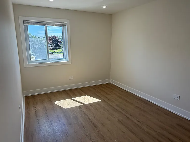 10217 Dearlove Rd #102 — Photo 14