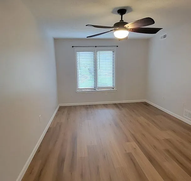 1845 Clayton Ave #110 — Photo 32