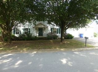 1406 Oak Haven Rd, Knoxville, TN 37932