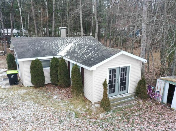 9457 Ester Dr, Saint Helen, MI 48656