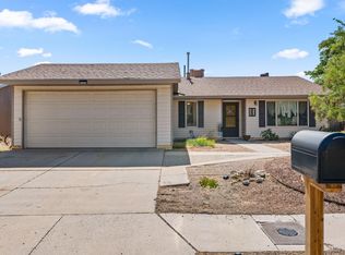 5709 Chimayo Dr NW, Albuquerque, NM 87120