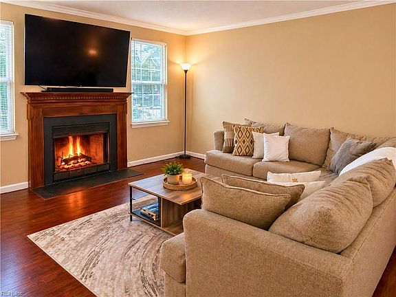 4th image of 358 Rivers Ridge Cir