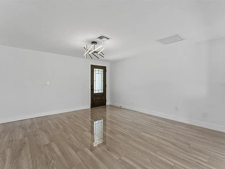 5510 Bayou Grande Blvd NE — Photo 5