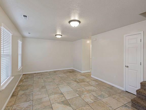 4th image of 1072 S 1760 W