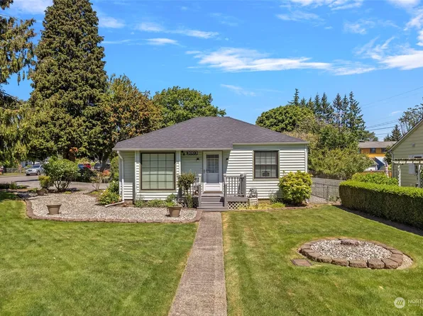 3003 17th Street, Everett, WA 98201