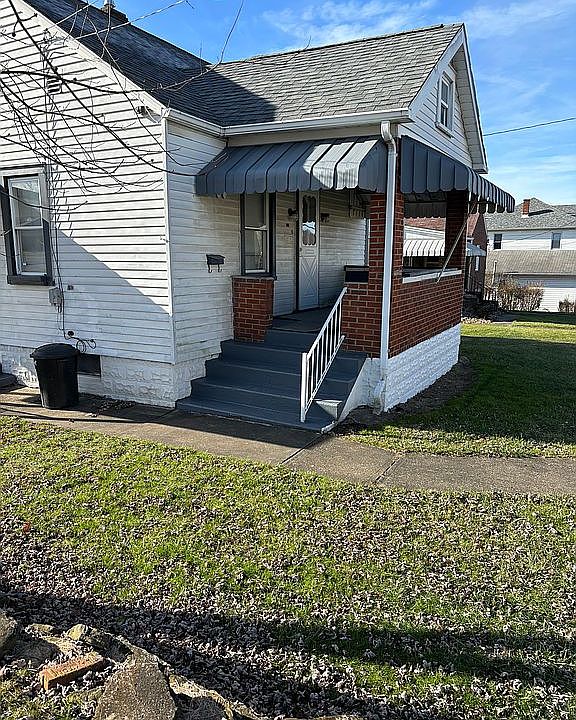 1st image of 123 River Ave