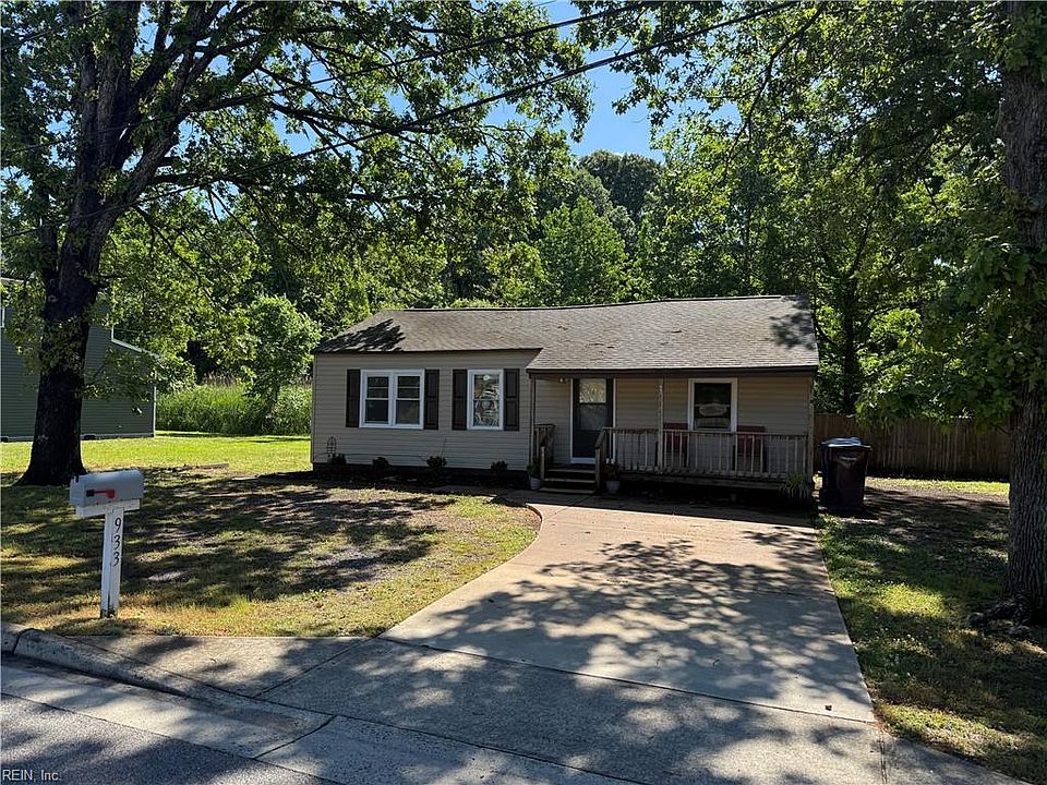 1st image of 933 Michael Dr