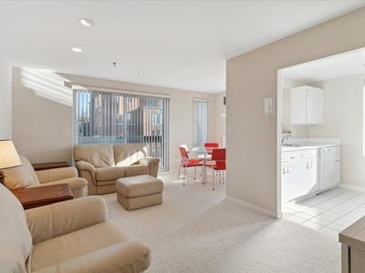 950 Massachusetts Ave APT 417, Cambridge, MA, 02139