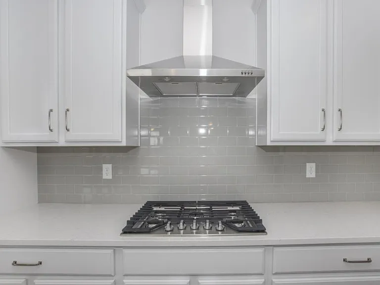 715 Lene Ln — Photo 11