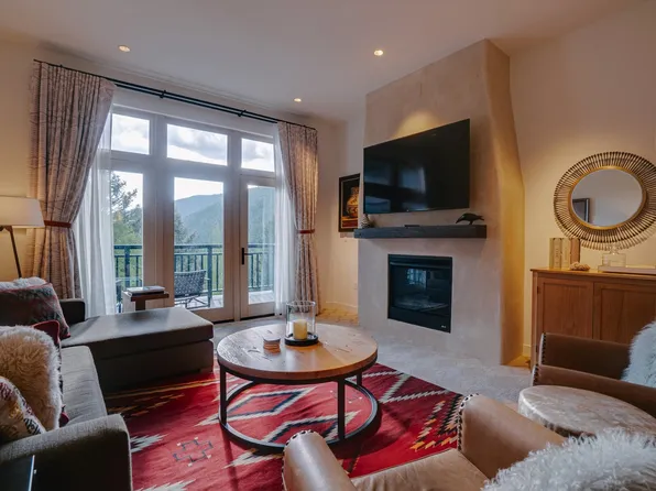 116 Sutton Pl #435, Taos Ski Valley, NM 87525