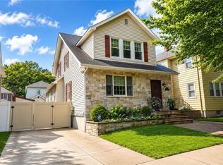 186 Burbank Ave, Staten Island, NY 10306