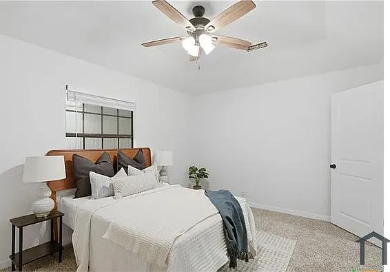 4 bed, 1717 sqft, $2,100 — Photo 4