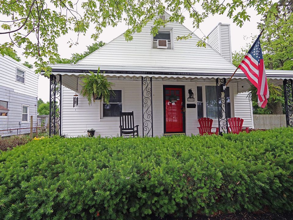 1st image of 1375 Briarwood Ave