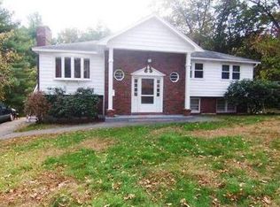 16 Sprague Ave, Chelmsford, MA 01824