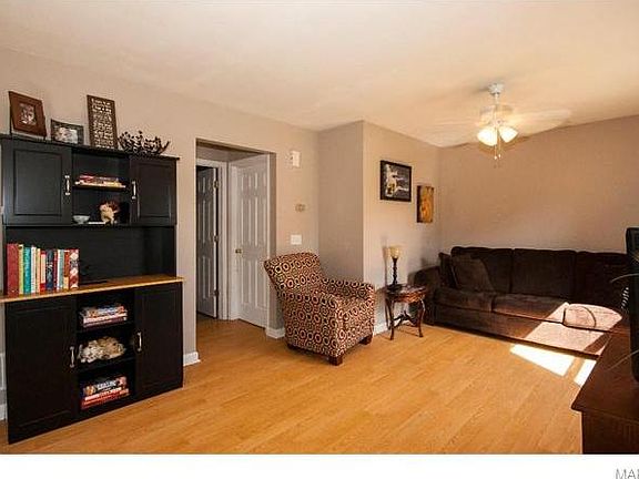 4th image of 4379 Haven St