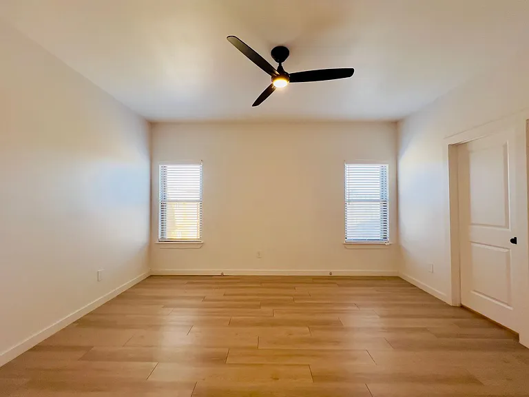 5813 Urbana Pl — Photo 16