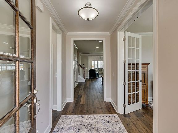 4th image of 4011 Farmhouse Dr