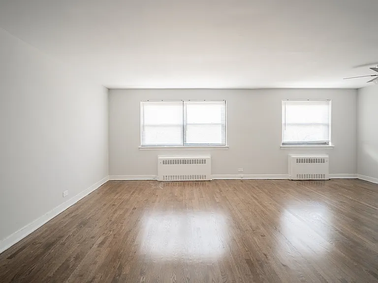 Living Room 7353-3S