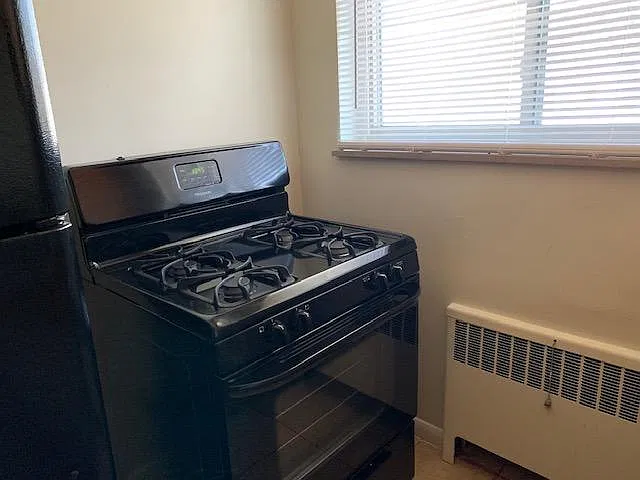 Stove and Refrigerator
