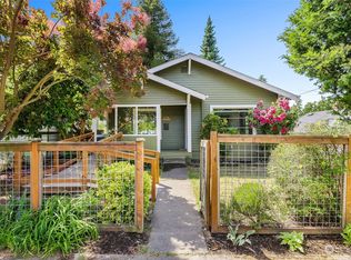 9217 20th Ave SW, Seattle, WA 98106