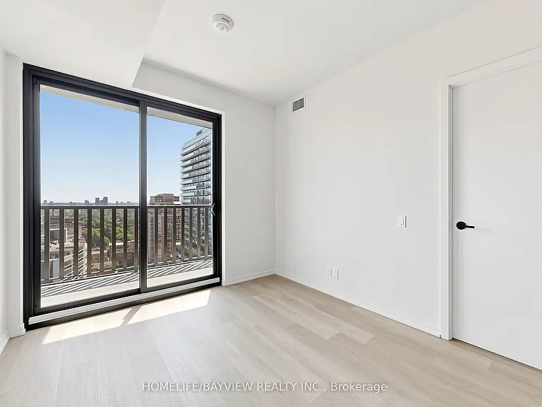109 Erskine Ave #1706 — Photo 14