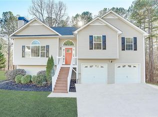 48 Crystal Creek Ln, Dallas, GA 30157