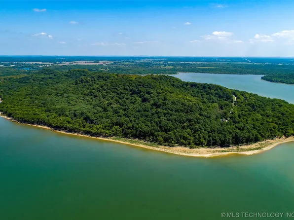 11810 S Lake Forest Dr, Claremore, OK 74017