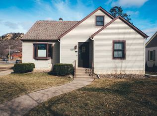 307 24th St S, La Crosse, WI 54601