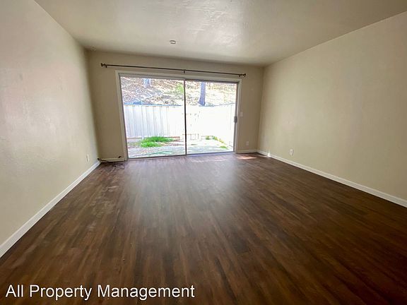 4th image of 1485 Terra Nova Blvd