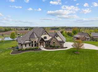 W3642 Equestrian Trl, Freedom, WI 54913