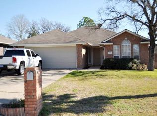 1707 Ibis Ct, Bryan, TX 77807