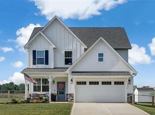 5202 Goshawk Ln, Graham, NC 27253