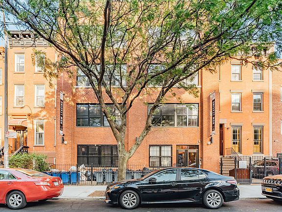 4th image of 35 Claver Pl #4N