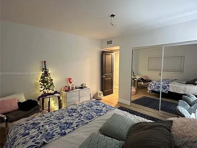 5100 SW 41st St #328 — Photo 13