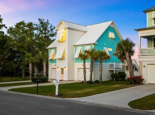 33 Grackle Ln, Pawleys Island, SC 29585