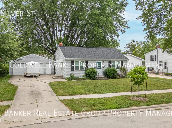 1022 Silver St, De Pere, WI 54115
