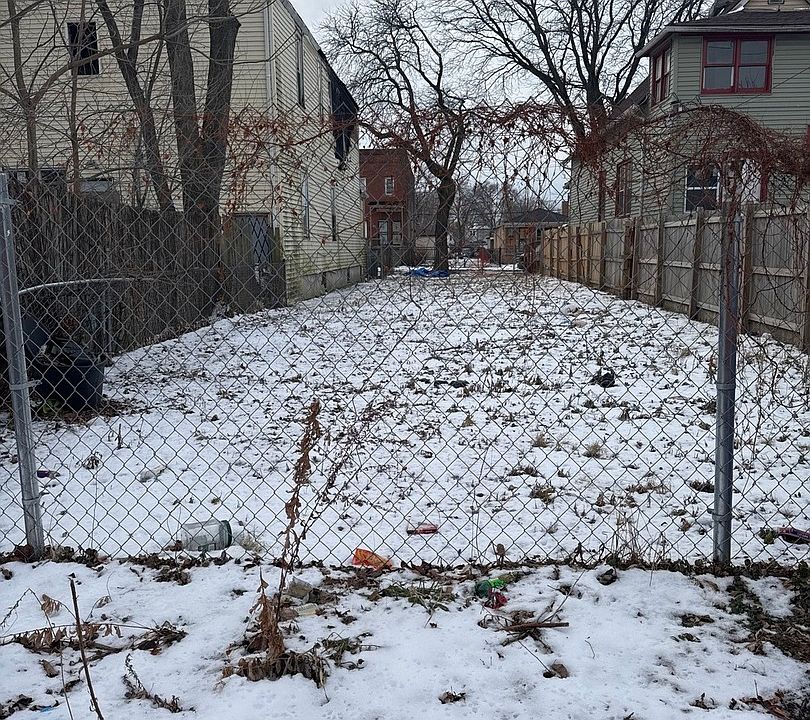 2nd image of 12017 S Wallace St