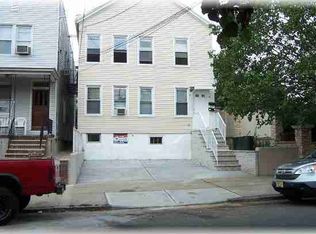 16 E 51st St, Bayonne, NJ 07002